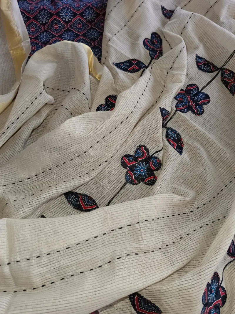 Applique Cotton Blue Black - Image 2