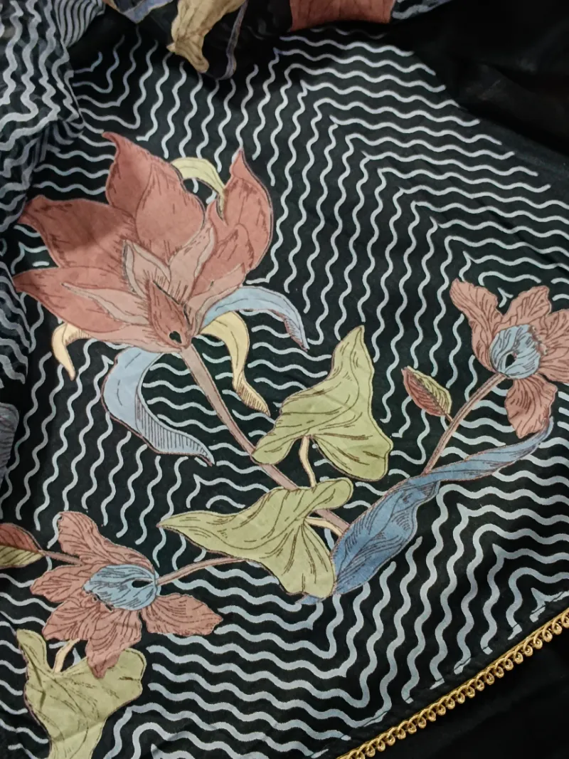 Floral Cotton Black - Image 3