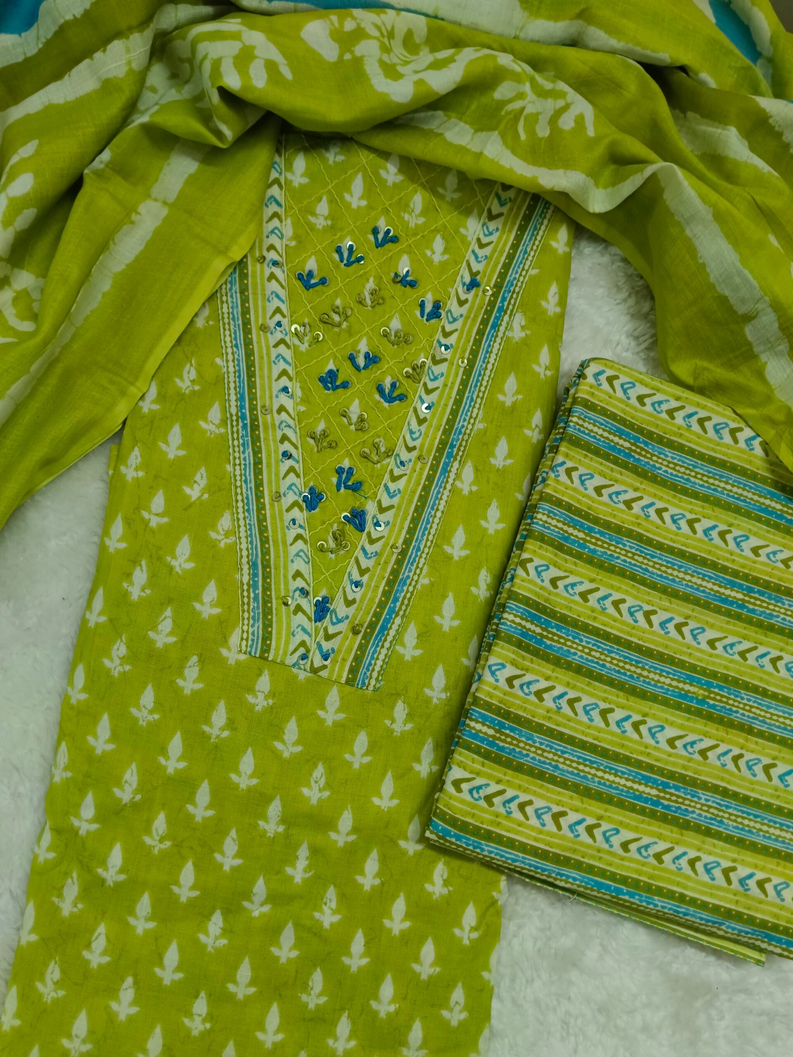 V-Cotton Florescent Green - Image 2