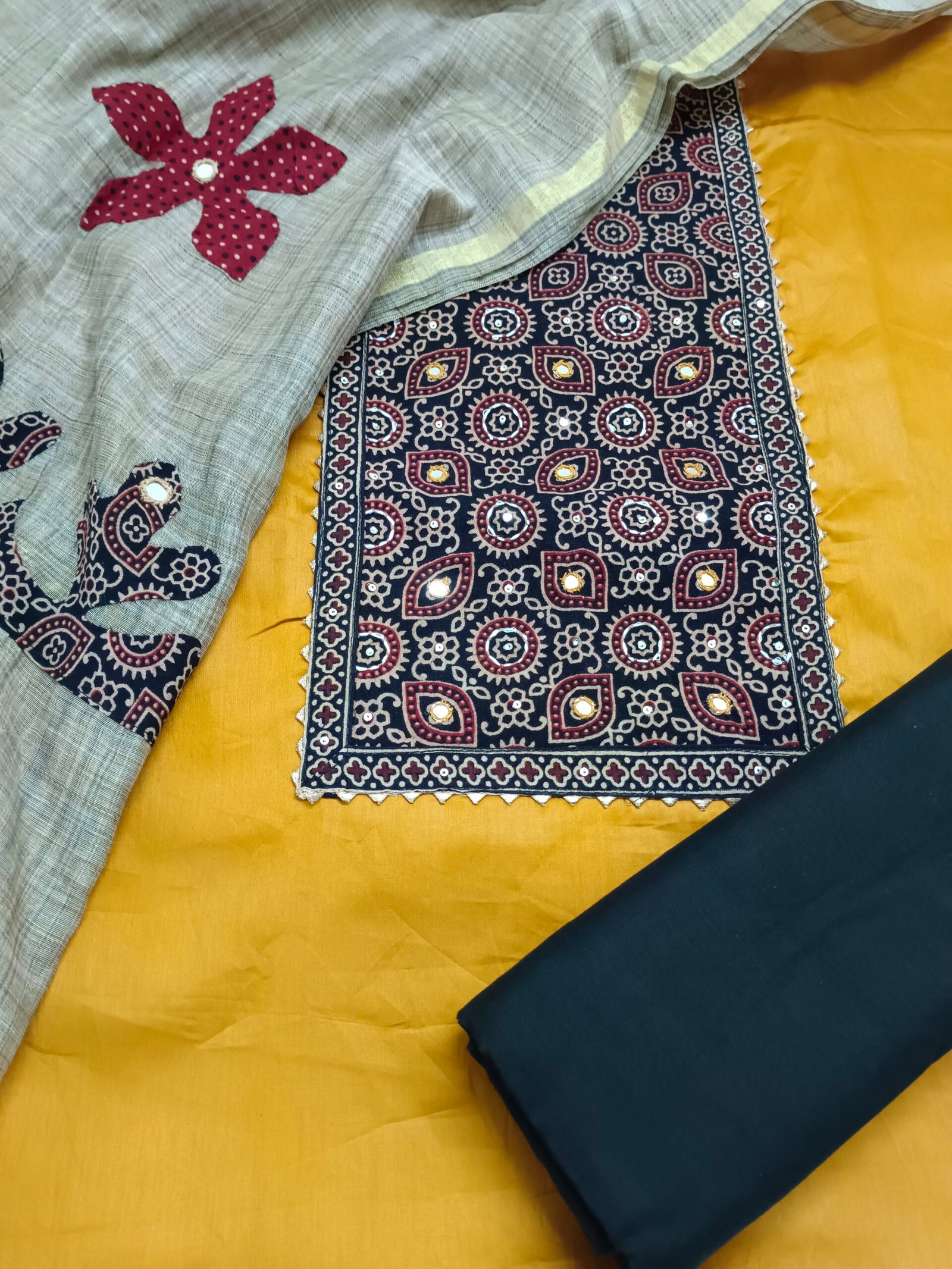 Jam Mirror Mustard - Image 3