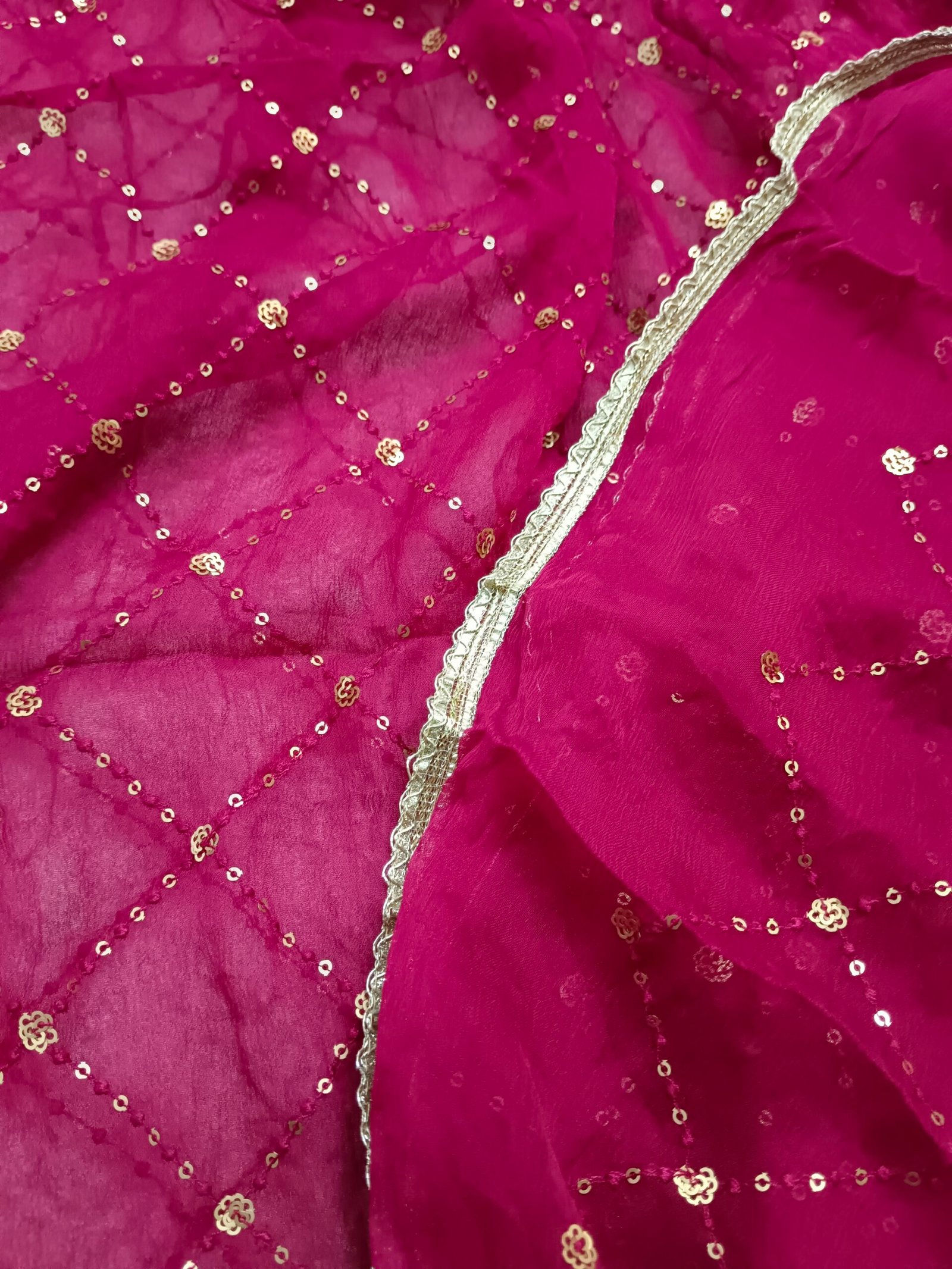 Organza Floral Magenta - Image 3